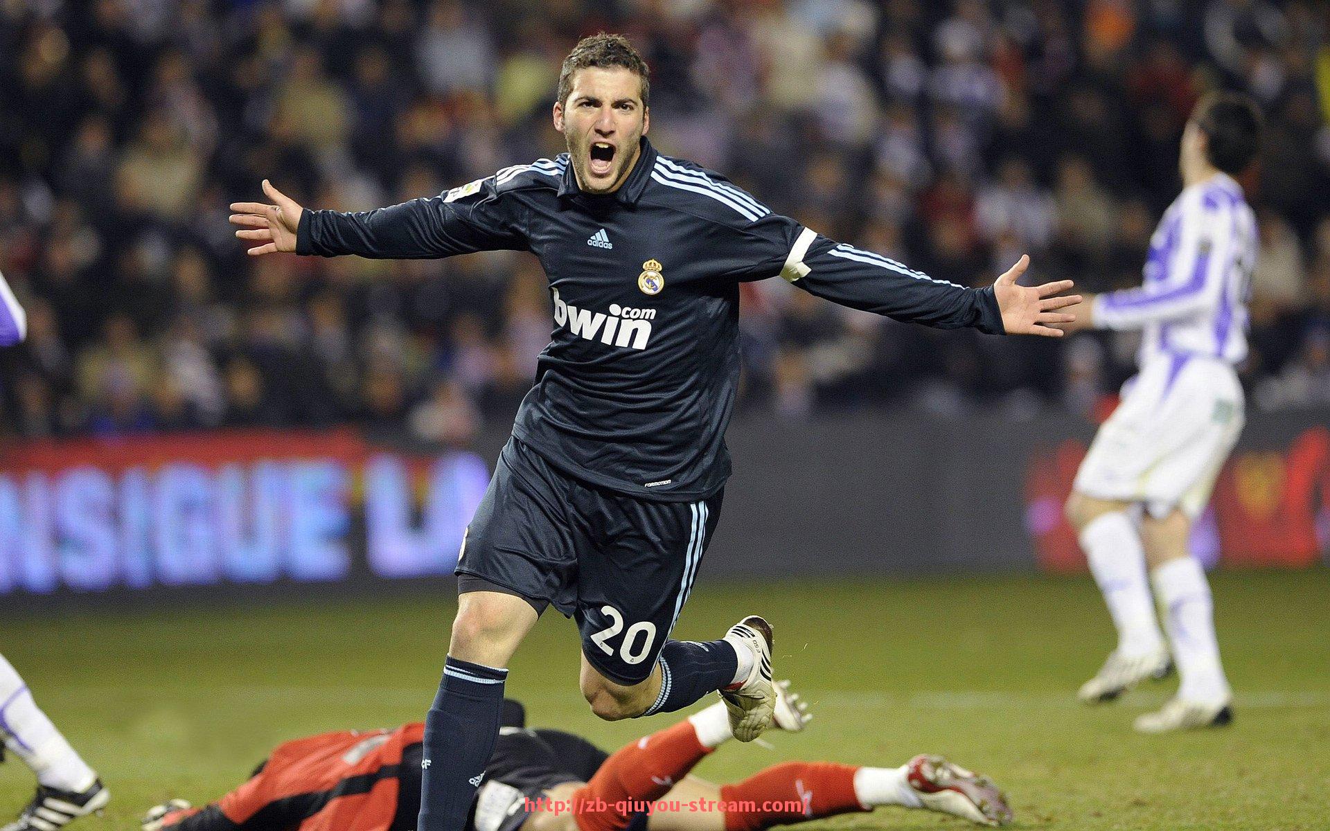 球友体育直播-大连籍球员张某进入英超联赛的背景介绍